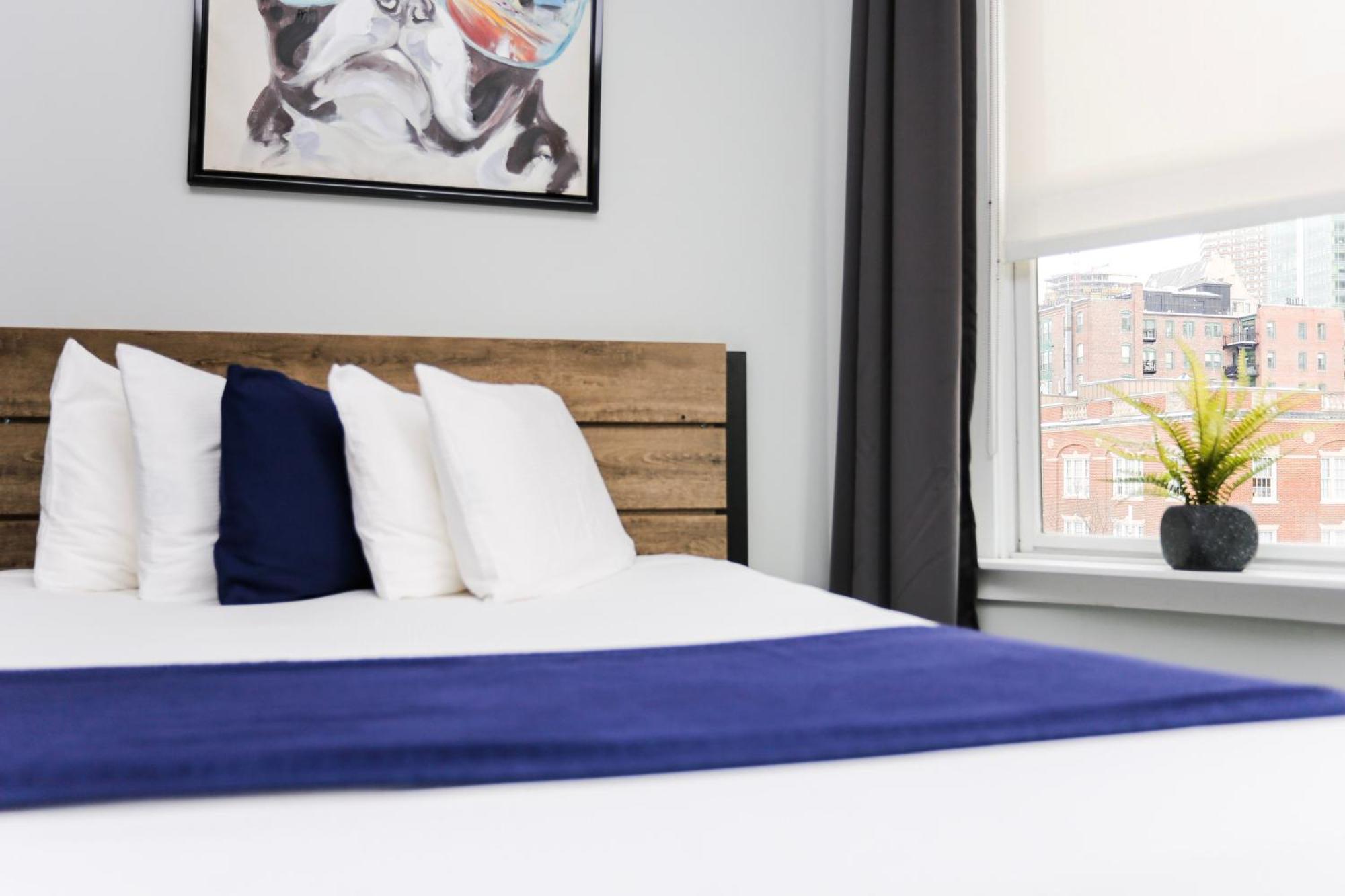 Charming On Boston's Iconic Newbury St. #8 Appartamento Boston